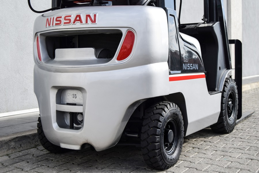 Nissan L01A15W – 12942